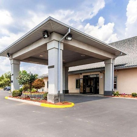 Econo Lodge Inn & Suites Middletown Exteriör bild