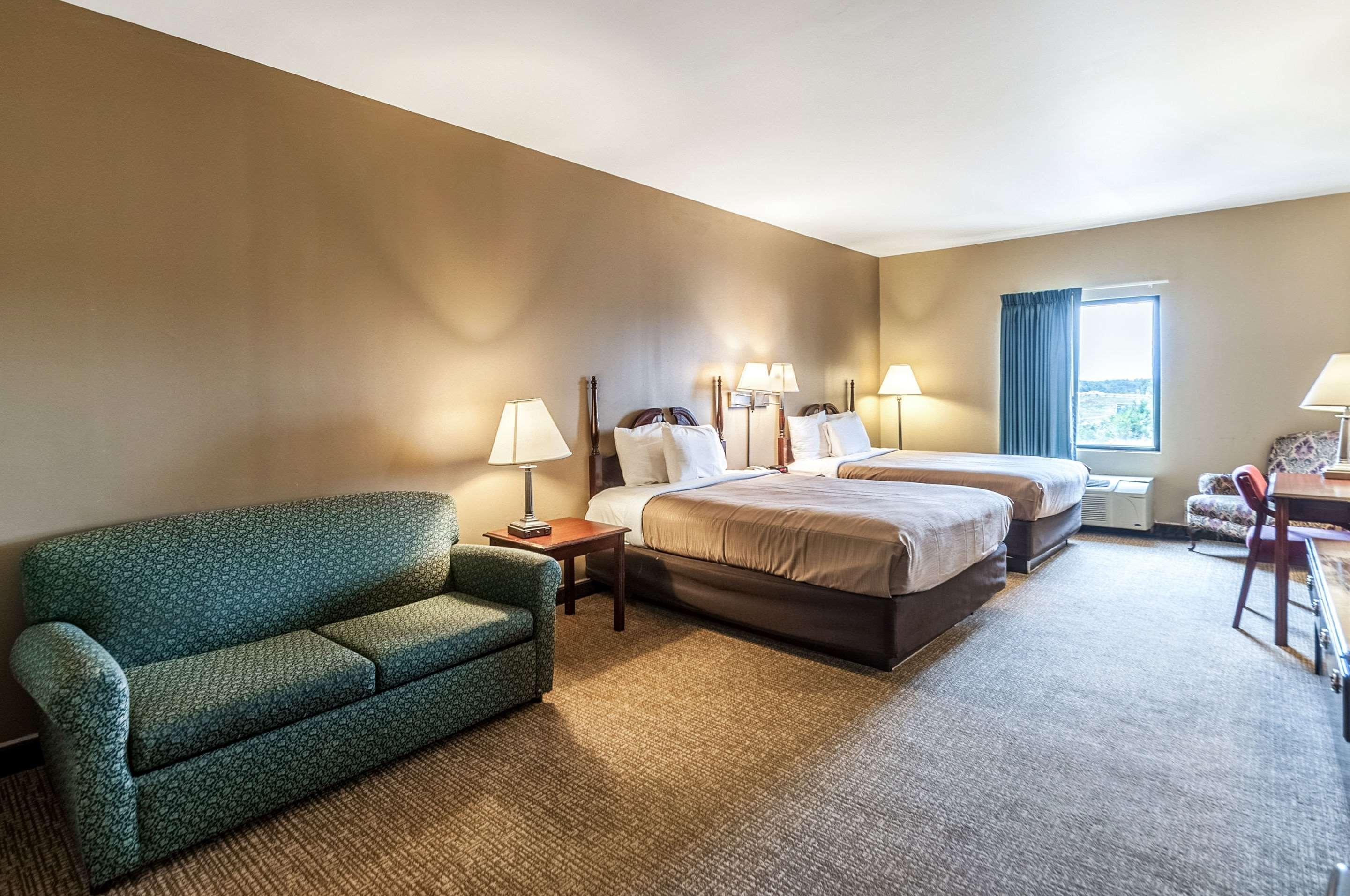 Econo Lodge Inn & Suites Middletown Exteriör bild